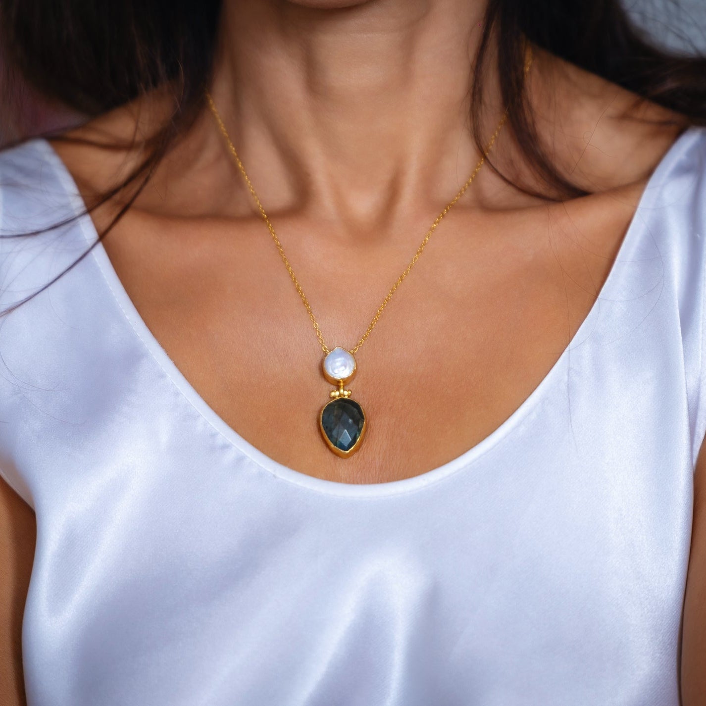 Women's Tear Drop Labradorite and pearl gold Pendant necklace handmade at RM Kandy