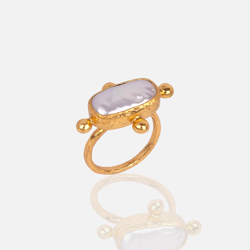 Mother of Pearl Adjustable Ring handmade for women at RM Kandy
