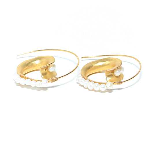 Women's Fresh Beaded Pearl Large Pull Through earrings at RM KANDY