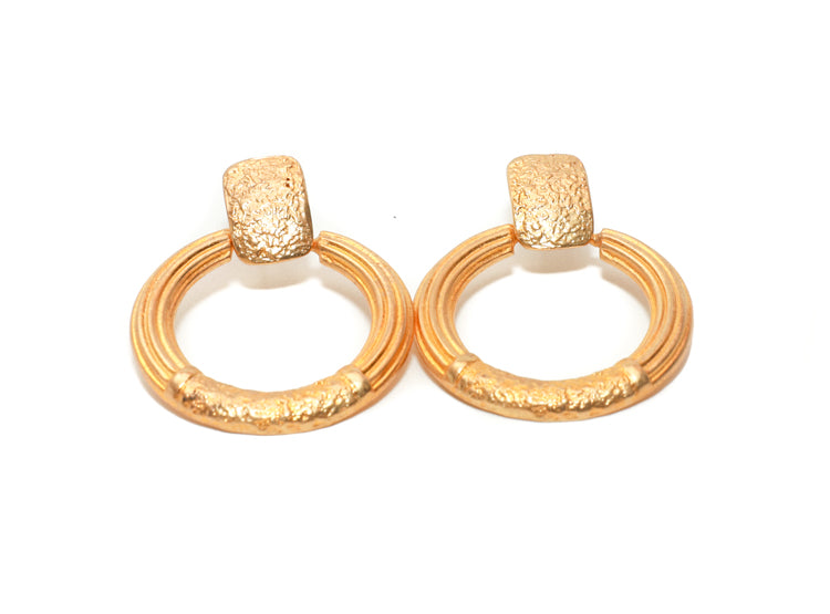 Womens Vintage Gold Artisan Jewelry Design at RM Kandy