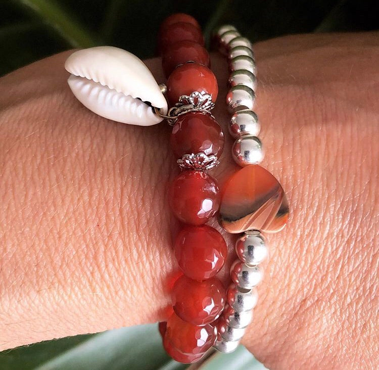 Carnelien Charm Beaded Bracelet handcrafted at RM KANDY